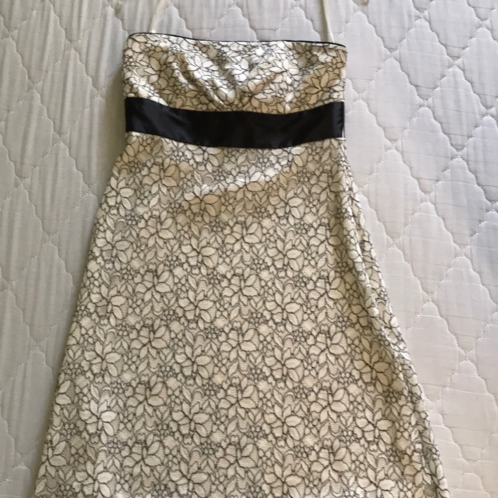 White House Black Market Strapless Dress